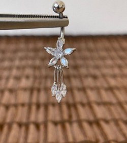 Resim 316 L Cerrahi Çelik Anti Alerjik 10 Mm Zirkon Taşlı Sallantılı Çiçek Model Göbek Piercingi Gümüş 