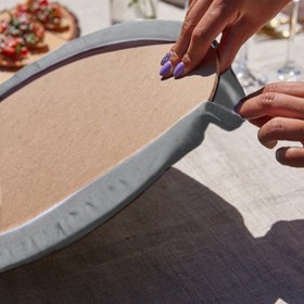 Resim Gri ve Beyaz Ogea Desenli Püsküllü Runner ve 6lı Gri Düz Renk Supla - Servis Altlığı 