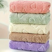 Resim 5 Parça Lüks Coral Fleece Havlu Seti - Peluş 230gsm Ağır Hızlı Kuruyan Yumuşak Pastel Renkler (Pembe, Nane Yeşili, Beyaz, Kahverengi) - Modern Dikdörtgen Banyo ve El Havluları Spa, Ev ya da Hediye İçin Uygun - Erkekler & Bayanlar için Ideal Elegant Banyo İhtiyaçları ile Sağlam Pastel Desenli, Coral Polar Malzeme ve Luks Konforu Sunan Özel Emici Kaliteli Çözgümlere Sahip Vintage Tasarım Hamam Takıları 