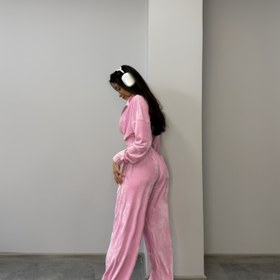 Resim Koreli Kadife ve Sahte Kürkten Üretilmiş Kadınlar için Dış Mekan Sporları ve Rahat Egzersizler için Şık İki Parçalı Takım 