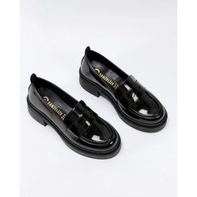 Resim Siyah Oxford Düz Kadin Model 