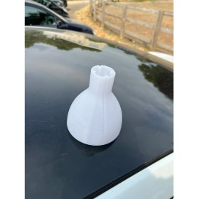 Resim Tesla Model Y Cam Suyu Hunisi - Pratik Dökmeden Dolum 