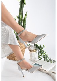 Resim Seribo Bilek Taş Detaylı Arkası Açık Stiletto Kadın Topuklu Ayakkabı GÜMÜŞ 