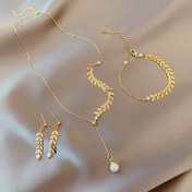 Resim 4 adet Trendy Minimalist Altın Tonlu Takı Seti, Sahte İnci ve Yaprak Kolye ile - Ayarlanabilir Kolye, Bilezik, Küpe - Günlük Giyim veya Hediye için Mükemmel, Takı Seti | Minimalist Takı | Sahte İnci Detayları 