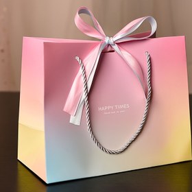 Resim 1 adet Gradyan Renkli Kağıt Hediye Çantası Kurdele Fiyonklu, Mutlu Zamanlar Kutlama Çantası - Kozmetik, Bardaklar ve Daha Fazlası İçin Çok Yönlü Paketleme 