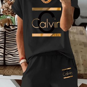 Resim 2025 Yaz Yeni Koleksiyon, Yaratıcı Harf Calvin Tasarımı, Kadınlar için Elastik Bel Cebi Şortlu Rahat Baskılı Yuvarlak Yaka Kısa Kollu Üst, İki Parça Takım. 