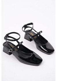 Resim Muggo Chopra Kare Burun Çift Kemerli Bilekten Bağlamalı Arkası Açık Kısa Topuklu Ayakkabı Sıyahrugan 