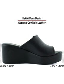 Resim Erkan Saçmacı Tilda Siyah Hakiki Dana Derisi Metal Düğme Detaylı Önü Açık Dolgu Topuklu Terlik 