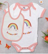 Resim Bitmeyen Kartuş Bk Kids Summer Vibes Tasarımlı Pembe Bebek Body Zıbın Ve Mama Önlüğü Hediye Seti-2 