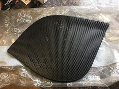 Resim Peugeot 206 Ön Kapı Hoparlör Kapağı Sağ Psa Marka 9314.VL 