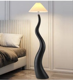 Resim Yüceeller Fransız İskandinav Lux Lambader Siyah 