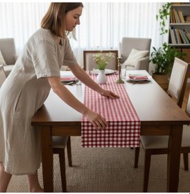 Resim Kırmızı Beyaz Pötikare Runner Masa Örtüsü 35x200 Cm Kırmızı 