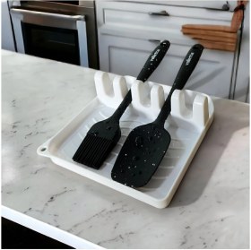 Resim Mediterian Beyaz Gili kapak tutucu ve kaşıklık, şık ve kullanışlı plastik tasarım, 11x11 cm 
