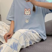 Resim Kısa Kollu ve Uzun Pantolonlu Sevimli Tavşan Desenli ve Polyester Kumaştan Rahat Ev Pijaması Takımı - Bayanlar İçin 