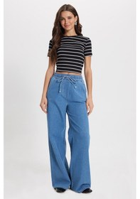 Resim Tudors Kadın Slim Fit Dar Kesim Pamuklu Yumuşak Dokulu Kısa Kollu Bisiklet Yaka Siyah Tişört-50685 