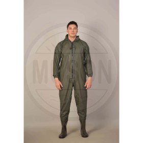 Resim Muson Su Geçirmez Yeşil Boy Tulum Yağmurluk – Fermuarlı Kapüşonlu Çizme Entegreli Tek Parça Koruyucu Giysi – Balıkçılık, Tarım, Inşaat ve Yağmurlu Havalarda Dış Mekan Kullanımına Uygun 