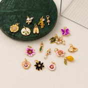 Resim 1 adet şık Bohem tarzı kolye, sentetik kübik zirkonya taşlı, ayçiçeği, renkli çiçekler, dans ayakkabıları, kalp, meyve ve bitki serisi kolye, bakır kaplama, anahtarlık, çanta ve takı gibi DIY moda aksesuarları için uygun, gençler için, Anahtarlık Süsü,Parti Aksesuarları,Bohem Kolye,Çiçek Deseni 