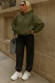 Resim classy moda “Kadın Oversize Eşofman Takımı - Rahat Kapüşonlu Sweatshirt ve Pantolon” 