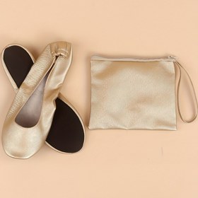 Resim 2311-1 Siyah Çapraz Desen, Beyaz ve Altın Sonbahar/Kış Kadın Modası Yumuşak Işık Bej Dostu Katlanabilir Kayma-Ülke El Çantası ile Eşleşen - Rahat İç Mekan Dans Ayakkabıları ve Ev Ayakkabıları, Kadınlar için Düz Ayakkabılar, Kadınlar için Rahat, Geniş Uyum Ballet Ayakkabıları, Ballet Düz Ayakkabılar, Kadınlar için Büyük Beden Ayakkabılar, Kadınlar için Düz Ayakkabılar Şık, Stil Düz Ayakkabılar, Minimalist Tasarım, Dayanıklı Yapı, Nefes Alabilen Kumaş, Rahat Düz Ayakkabılar, Rahat Giyim, Estetik 