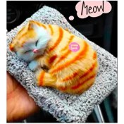 Resim Peluş Yavru Kedi Oyuncak Minder Üstünde Uyuyan Kedi Sesli Miyavlayan Oyuncak 