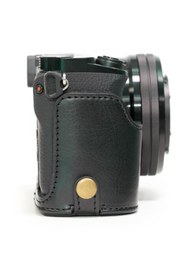 Resim MegaGear Sony Alpha A6300, A6000 (Tek Dip) Suni Deri Fotoğraf Makinesi Kılıfı 