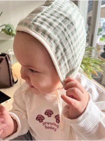 Resim runbaby Çift Kat Müslin Çift Taraflı Bebek Bonnet Şapka (3-9 AY) - Yeşil Çizgili 