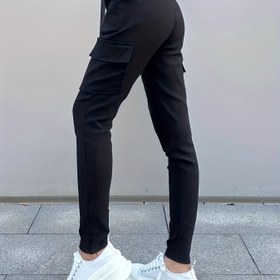 Resim Kadınların Yüksek Bel Rahat Kargo Pantolonları - Siyah, Dar Kesim, Esnek Kumaş Cebi ile, Elastik Bel Bandı, Tüm Mevsim Giyim 