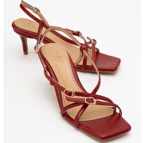 Resim Chaka Kırmızı Tokalı Kare Burunlu Kadın Topuklu Sandalet Kırmızı 