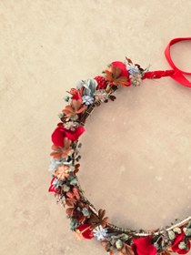 Resim Kırmızı Mavi Lohusa Tacı 