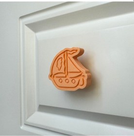 Resim Pomerol Turuncu Yelkenli Dolap Kulpu - Çocuk Odaları, Mutfak Ve Banyo Dolaplarına Canlılık Ve Enerji Katın 