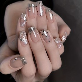 Resim 24pcs Medium Nude Fake Nails, Rhinestone Press On Nails With Silver Glitter And Polka Dot Design, Glossy Full Cover Square Ballet False Nails For Women And Girls 