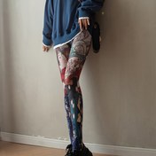 Resim Japon Pop Art Baskılı Portre Çorap - Retro Karakter Tasarımı, Canlı Renkler, Elde Yıkama, Cesur Stil İçin Benzersiz Moda İfadesi, Harajuku Tarzı, Hafif Kumaş, Sokak Giyimi Aksesuarı, Şık Çoraplar, Trend Gençlik 