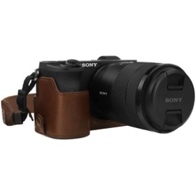 Resim MegaGear Suni Deri Yarım Kamera Kılıf Sony Alpha A6600 Ile Uyumlu (tek Dip) 