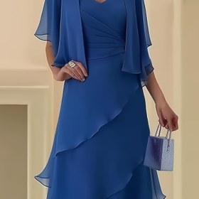 Resim Büyük Beden - Kadınlar İçin Zarif Büyük Beden Şifon Elbise - V-Yaka, Volan Detay, Akışkan A-Line Siluet, Düz Mavi, Tüm Mevsim Giyim, Casual veya Resmi Durumlar İçin Çok Yönlü, Çok Yönlü Moda | Akışkan Siluet | Şifon Kumaş, Sevimli Elbiseler 
