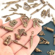 Resim 50 Adet Karışık Vintage Charm Kolye Seti, Çeşitli Çinko Alaşımlı Antik Kolye Uçları, Geometrik Desenli, Kaplamasız DIY El İşi Aksesuarları, Kolye, Bileklik, Küpe, Telefon Kılıfı ve Giyim Dekorasyonu İçin - Kaplamasız, Rock Temalı 