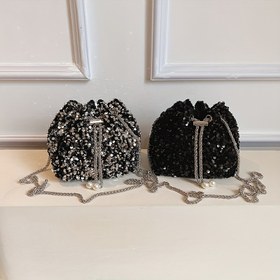 Resim Kadınlar için Şık Mini Crossbody Çanta - Siyah PVC, İpli Kapatma, Polyester Astarlı, Moda Omuz Çantası 