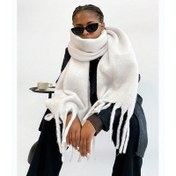 Resim CISILY Kadınlar İçin Kışlık Püsküllü Peluş Atkı - Lüks Uzun Püsküllü Atkılar, Soğuk Hava İçin Yumuşak ve Sıcak Rüzgarlık Yaka, Şık Beyaz/Mavi/Siyah Atkılar (Esnek Değil, Elde Yıkanabilir Bakım) - Noel Hediye Aksesuarı 