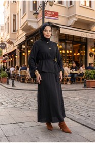 Resim adamila Kadın Siyah Tesettür Takım Volan Kol Detaylı Kuşaklı Etekli Takım Şık Günlük Kombin 