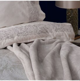 Resim Karaca Home Lyra Silver 8 Parça Çeyiz Seti 