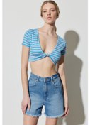 Resim Regular Fit Normal Kesim V Yaka Çizgili Crop Bluz W231671400 