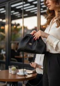 Resim Classbag Yansımalı Saten Süet Siyah Yumuşak Suni Deri Çapraz Askılı Kadın Clutch ve Abiye Çanta 