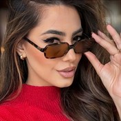 Resim Bir çift Avrupa ve Amerika kare küçük çerçeveli gözlük PC gözlük dekoratif fonksiyonlu plastik mil uygun günlük sokak çekimi trendy yüksek uçlu his 