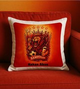 Resim Bk Gift Kişiye Özel Sarı Kırmızı 5 Yıldız Aslan Taraftar Tasarımlı Beyaz Kırlent Yastık-1, Taraftar Hediyesi, Doğum Günü Hediyesi, Arkadaşa Hediye Kob 
