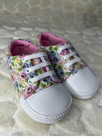 Resim Kız Bebek Ilk Adım Ayakkabısı Gül Desen Converse 