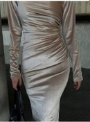 Resim Kadın Uzun Kollu Yarım Balıkçı Yaka Büzgü Detay Kadife Kumaş Elbise Bej 