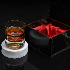 Resim Hediyelerin Efendisi Ahşap Kutulu Retro Arma Tasarımlı Isme Özel Viski Kadehi 