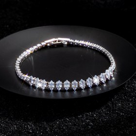 Resim 1 Adet Kadınlar İçin Şık Minimalist Tenis Bilekliği, Yuvarlak ve Markiz Kesim Parlak Sentetik 3A Zirkon Taşlı, Hipoalerjenik Bakır, İlkbahar ve Yaz Günlük Kullanım İçin İdeal, Şehir Stili, Uniseks. Günlük Kıyafetler, Noel, Şükran Günü, Sevgililer Günü, Yıl Dönümü Hediyeleri ve En İyi Arkadaşlar veya 