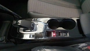 Resim Peugeot 2008 Orta Konsol Kaplama - Titanyum Siyah 