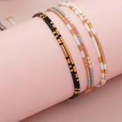 Resim 1 adet Kadın Bilekliği, Pirinç Boncuklu Bileklik, Siyah Pembe Altın Beyaz Pirinç Boncuklar Moda Basit Boho El Dokuma Bileklik Ayarlanabilir Uzunlukta Üst Üste Takılabilir Hediye, Bohem Tarzı, El Yapımı 