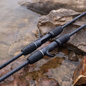 Resim 1.8m Karbon Fiber Spincasting Çubuğu - M-Action, Siyah, Ultra-Sert, Uzun Atış Mesafesi, Hafif, Yüksek Dayanıklılık, Ağır Açık Su Balıkçılığı İçin İdeal, Açık Su Balıkçılığı Ekipmanı | Zarif Siyah Kaplama | Pürüzsüz Atış Çubuğu 